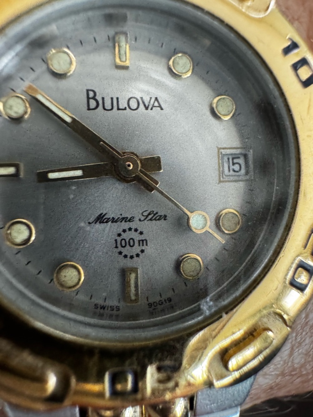 Vintage Women’s Bulova Two-Toned Marine Star Watch - Picture 5 of 9